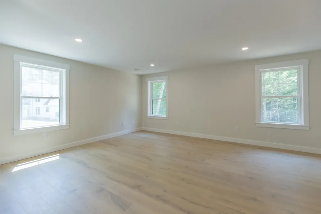 1 Paddington Place Falmouth ME 04105