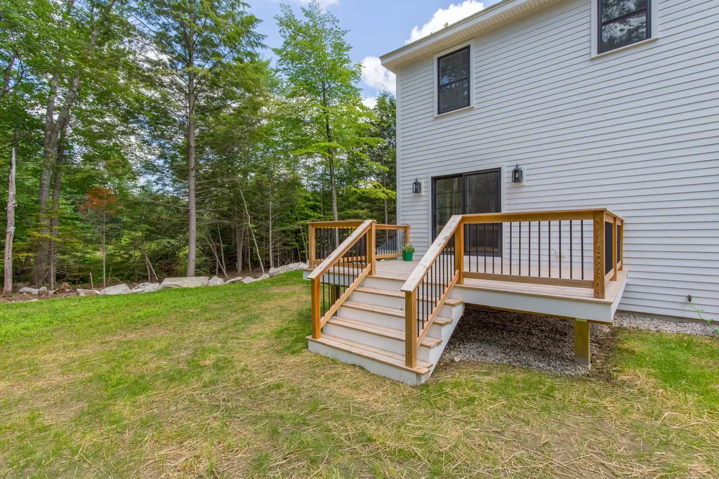 1 Paddington Place Falmouth ME 04105