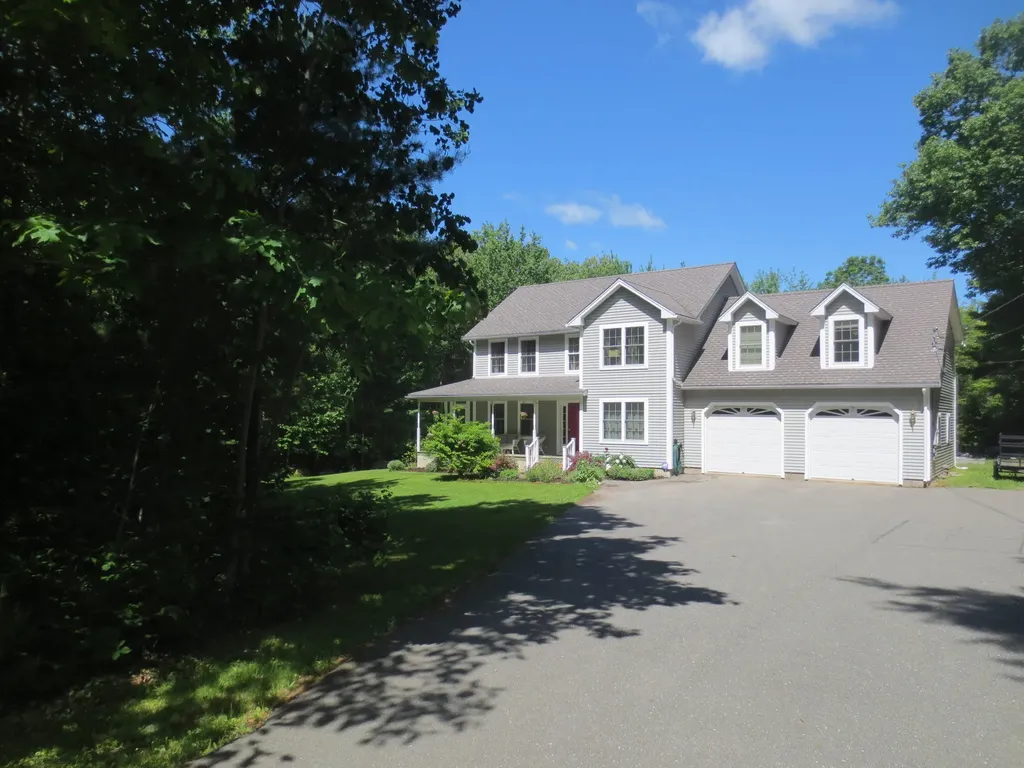 1458 Stillwater Avenue Bangor ME 04401