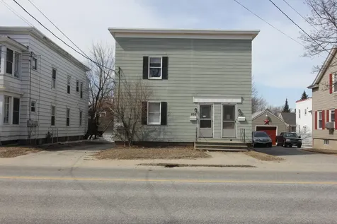 208 East Avenue Lewiston ME 04240