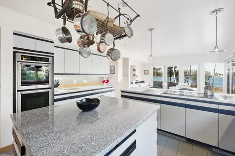 561 Island Avenue Saint George ME 04859