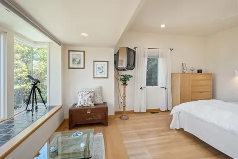 561 Island Avenue Saint George ME 04859