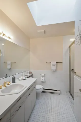 561 Island Avenue Saint George ME 04859