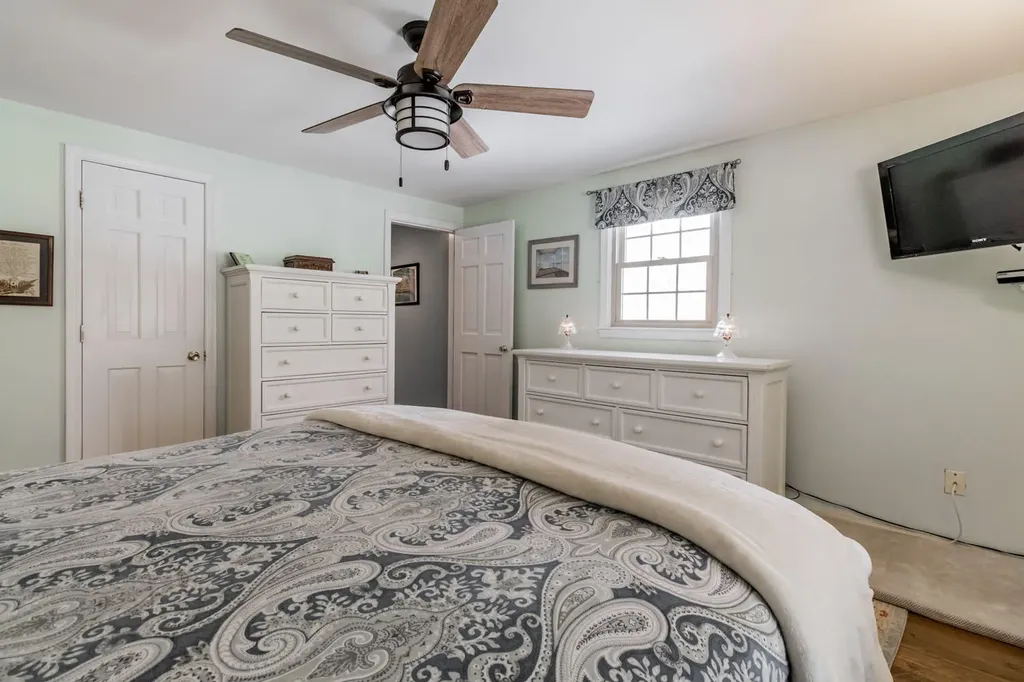 15 Cedarbrook Way Lyman ME 04002