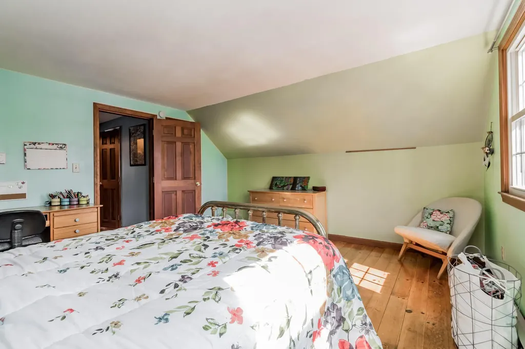 15 Cedarbrook Way Lyman ME 04002