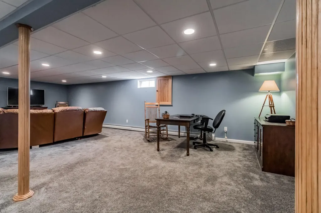 15 Cedarbrook Way Lyman ME 04002