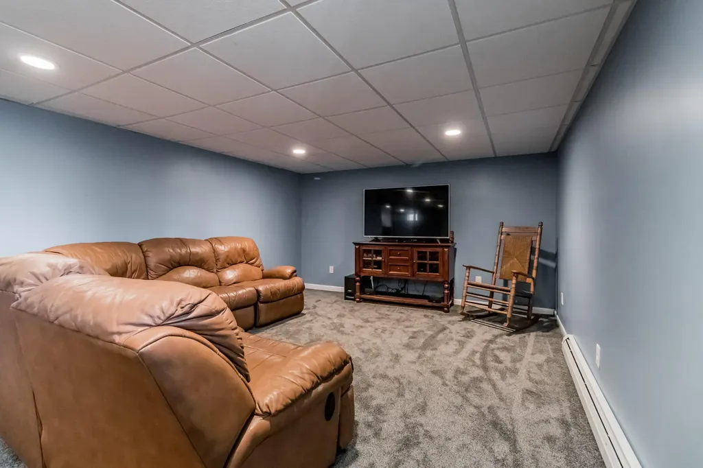 15 Cedarbrook Way Lyman ME 04002