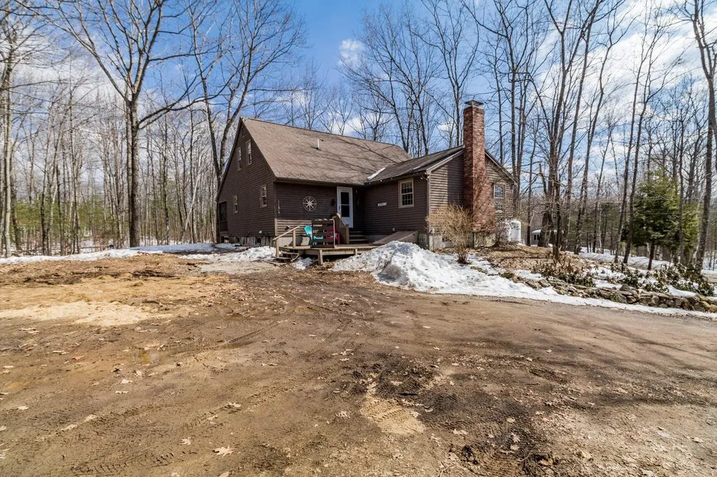 15 Cedarbrook Way Lyman ME 04002