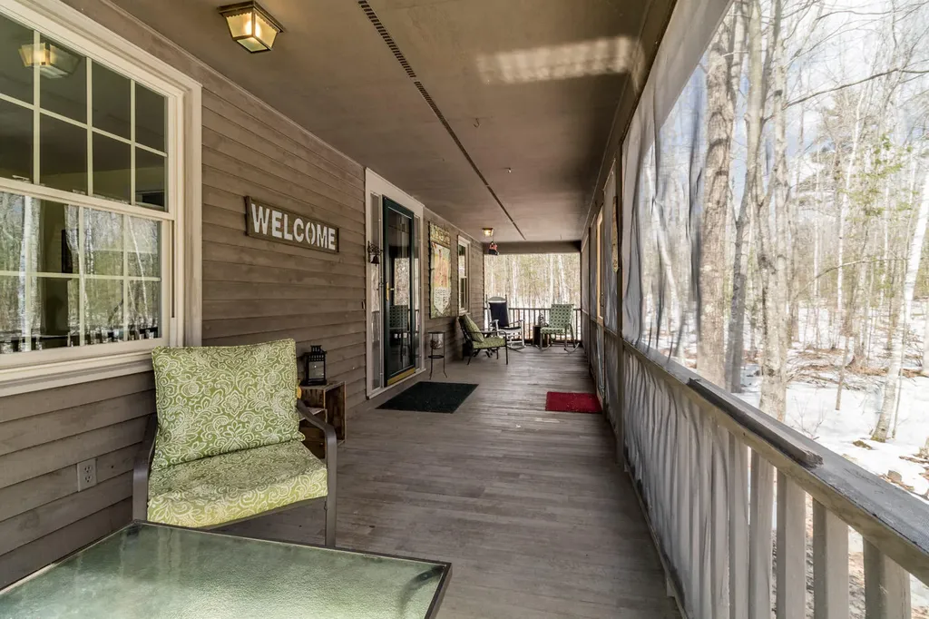 15 Cedarbrook Way Lyman ME 04002