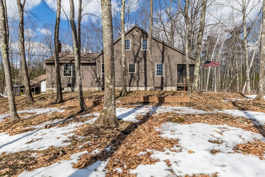 15 Cedarbrook Way Lyman ME 04002