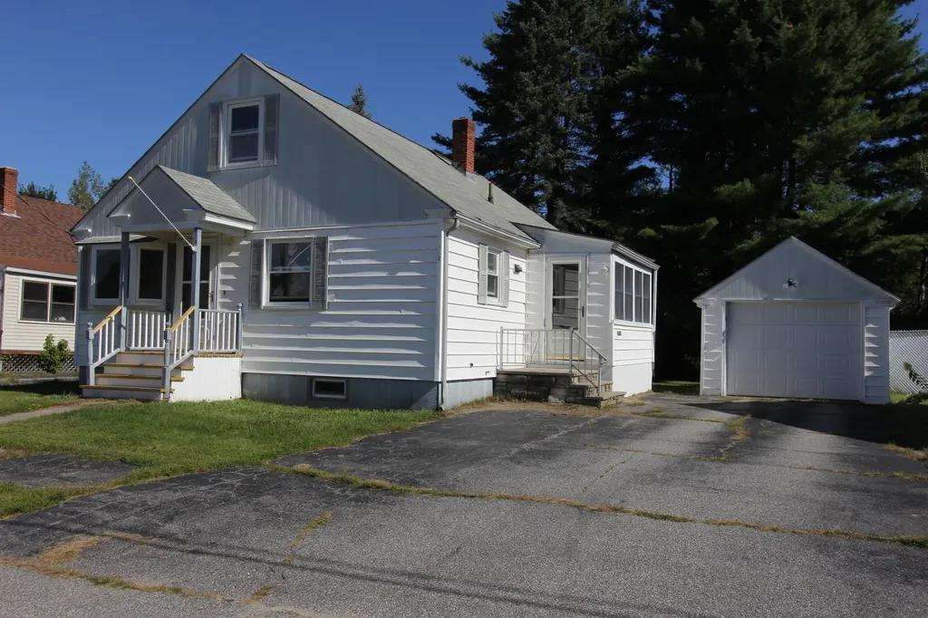 312 Russell Street Lewiston ME 04240
