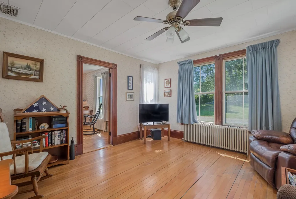 1129 Union Road Appleton ME 04862