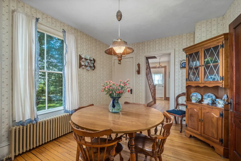 1129 Union Road Appleton ME 04862