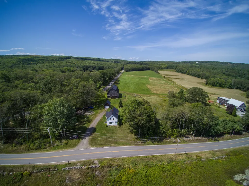 1129 Union Road Appleton ME 04862