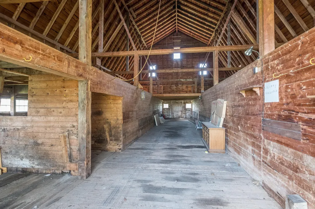 1129 Union Road Appleton ME 04862