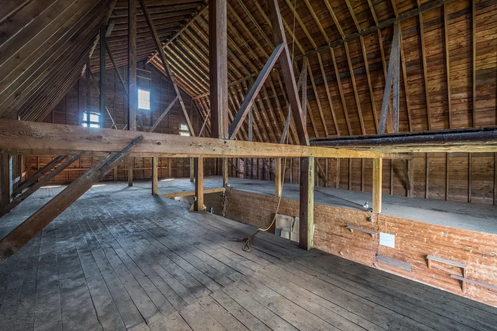 1129 Union Road Appleton ME 04862