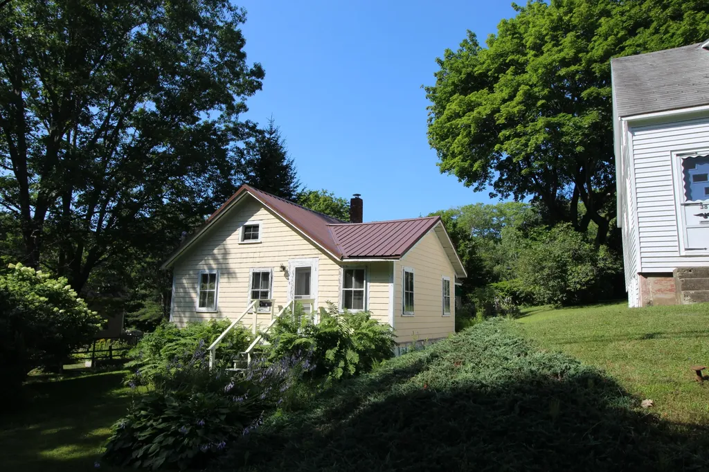 36 Rawson Avenue Camden ME 04843