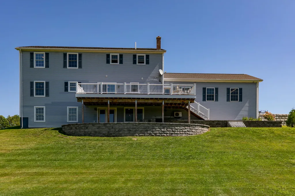 27 Tucci Road Wales ME 04280