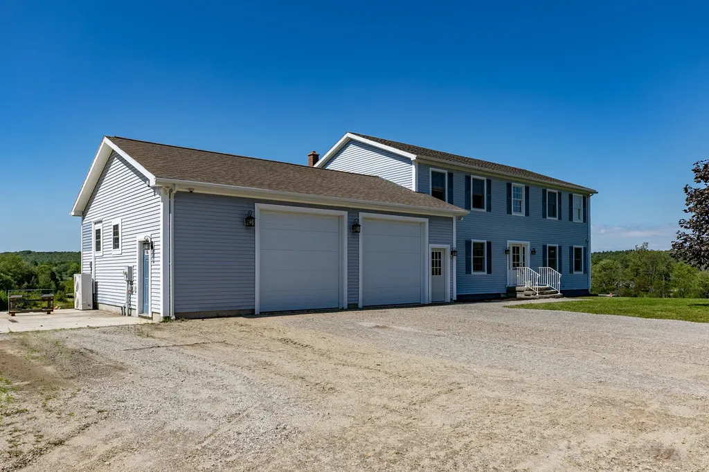 27 Tucci Road Wales ME 04280