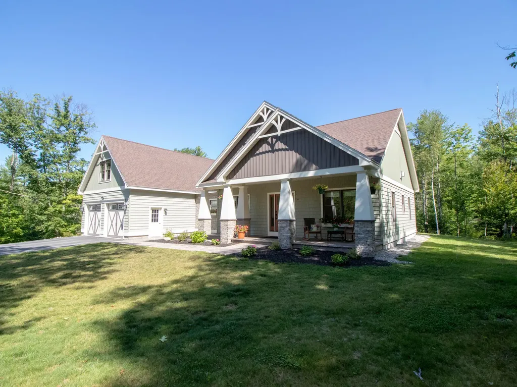 54 Summit Road Gray ME 04039