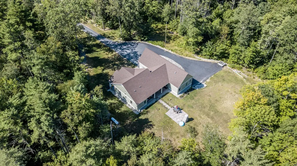 54 Summit Road Gray ME 04039