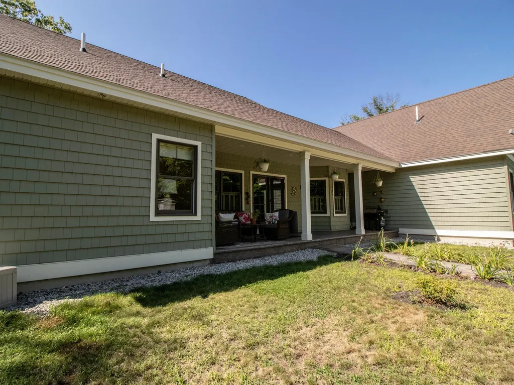 54 Summit Road Gray ME 04039
