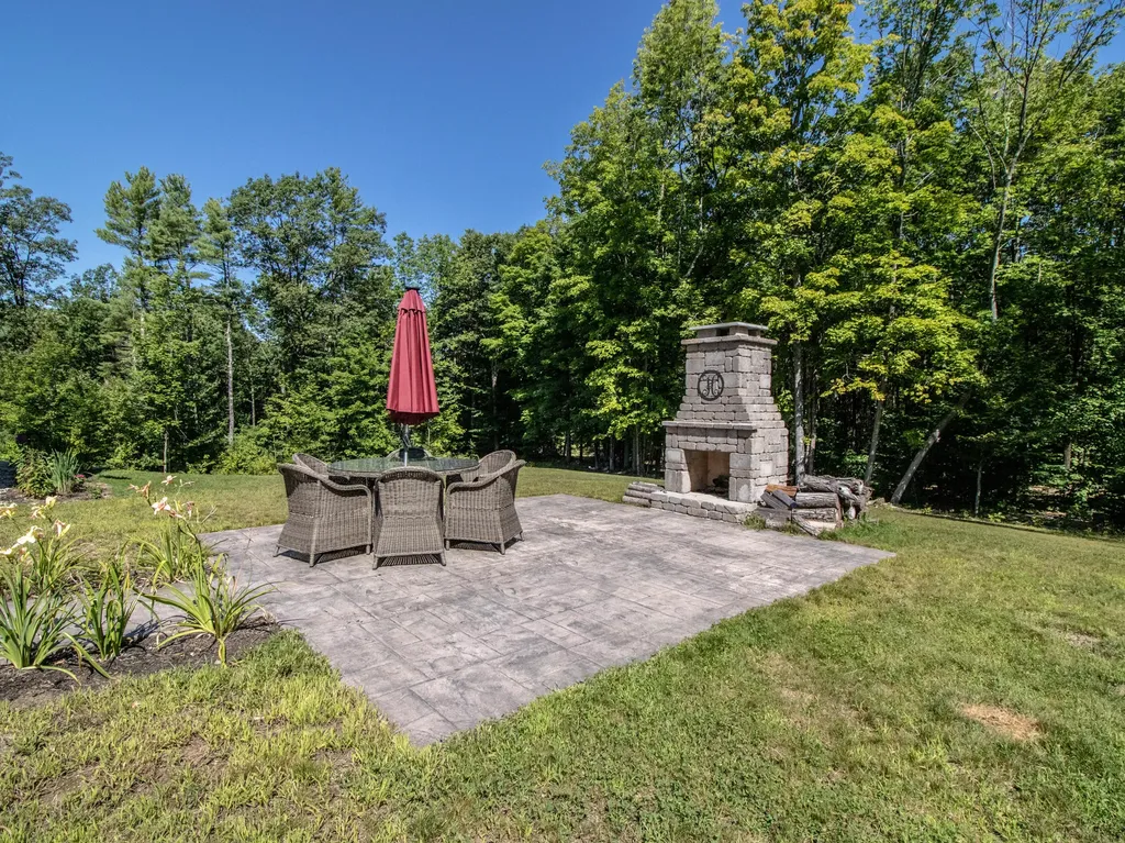 54 Summit Road Gray ME 04039