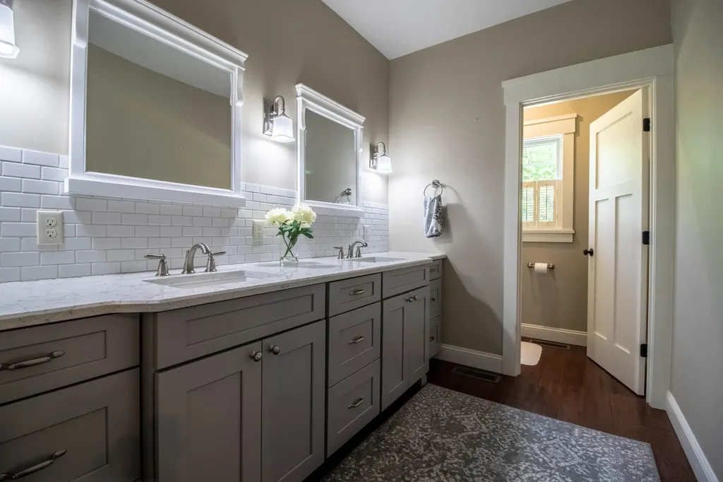 54 Summit Road Gray ME 04039
