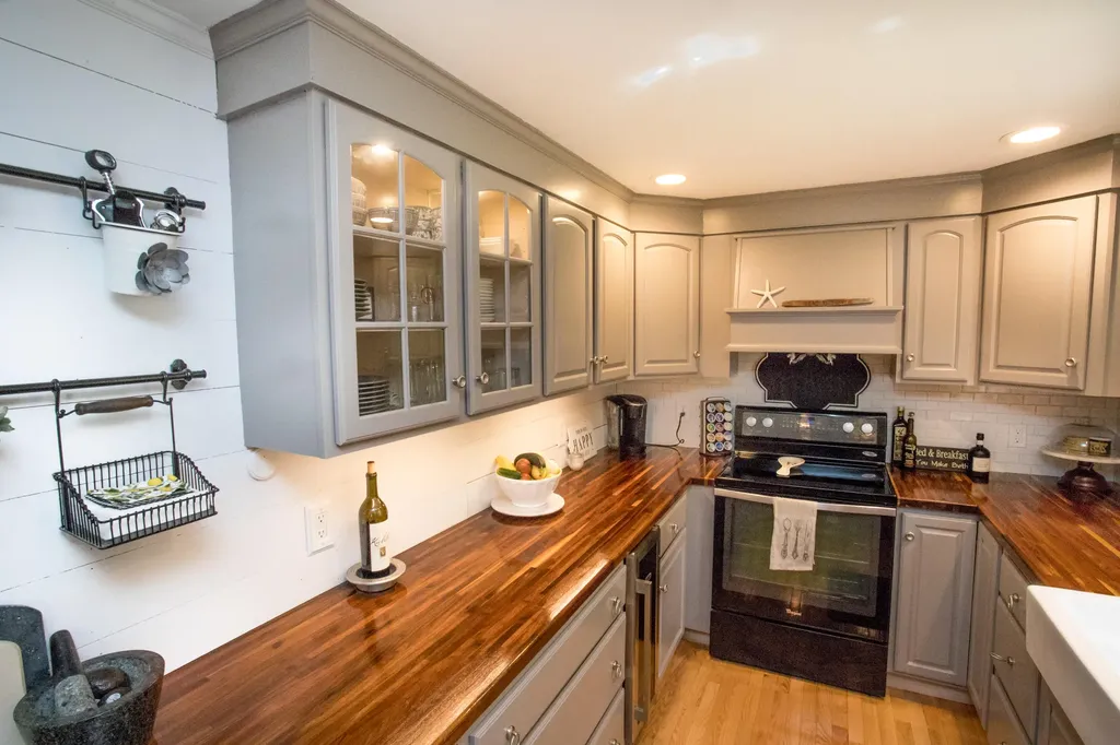 217 River Road Arundel ME 04046