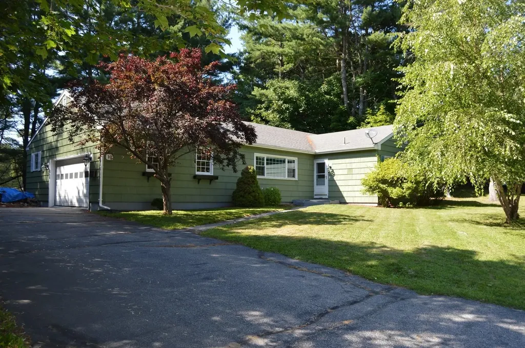 10 Brentwood Road Augusta ME 04330