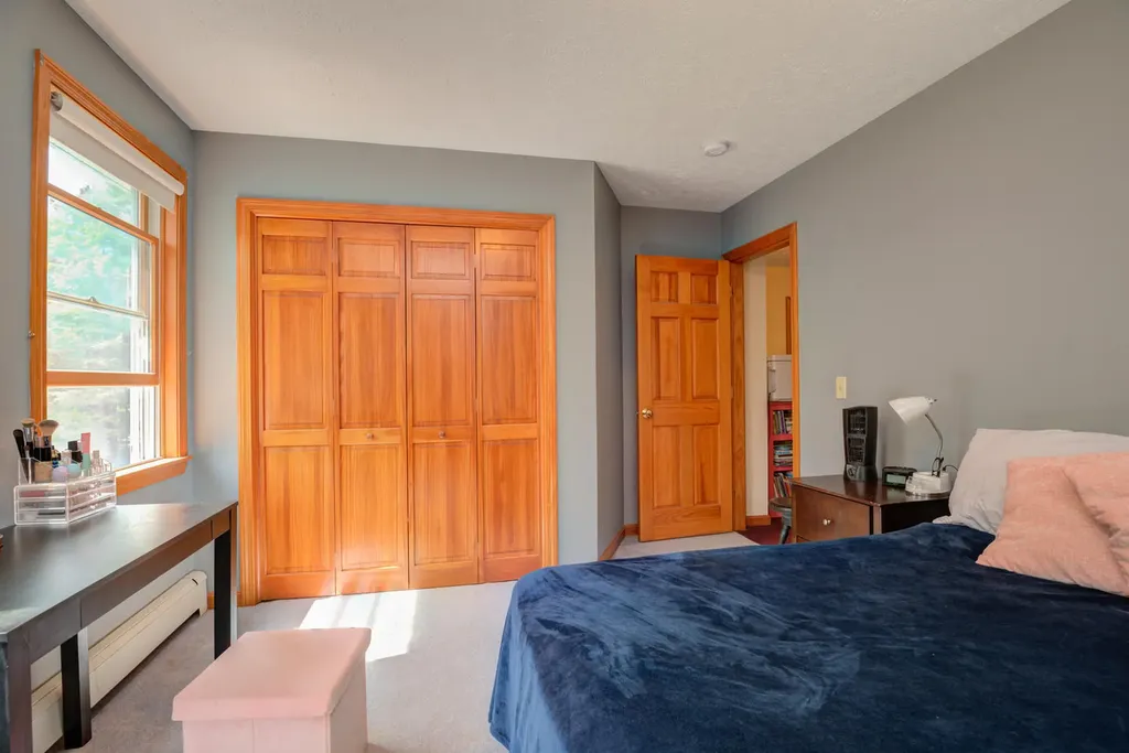 72 Bean Road Buckfield ME 04220