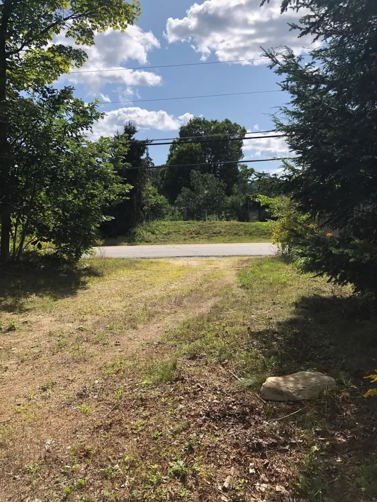 527 Elmwood Road Pownal ME 04069
