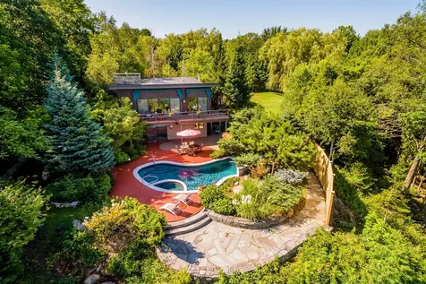 10 Cove View Lane Rockport ME 04856