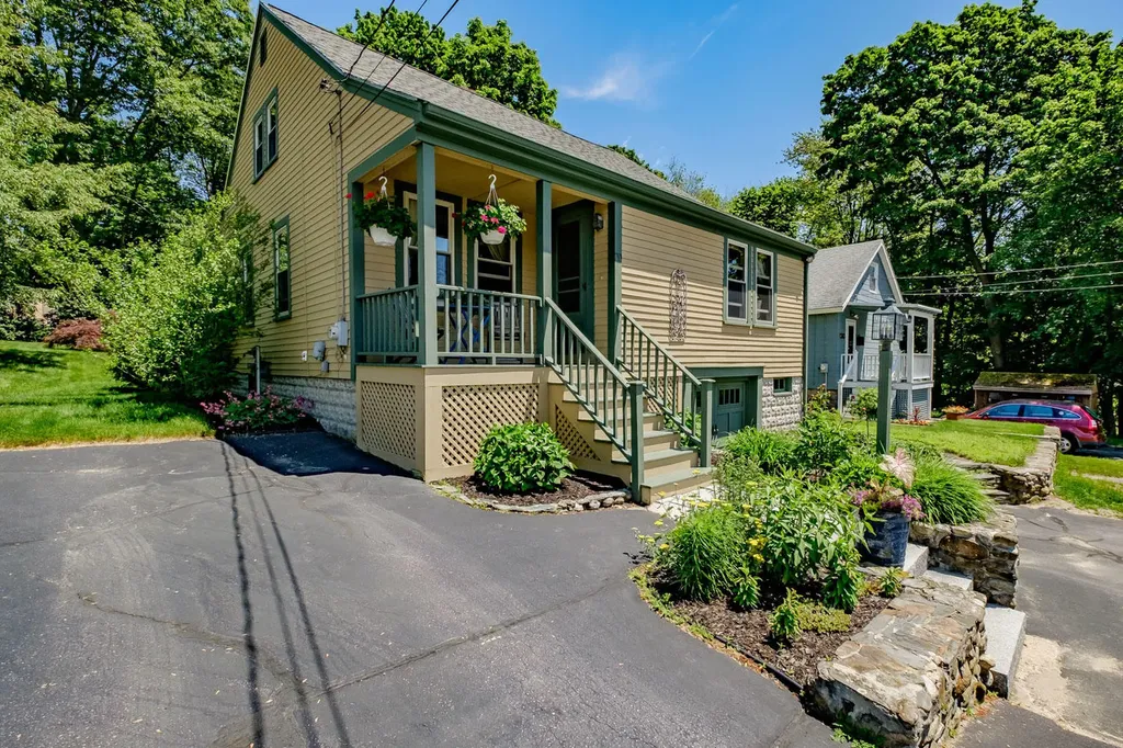 20 Noyes Street South Portland ME 04106
