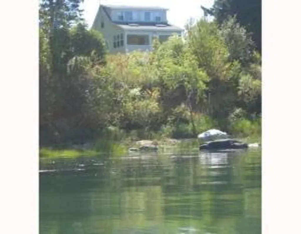 36 B N Northshore Drive Owls Head ME 04854