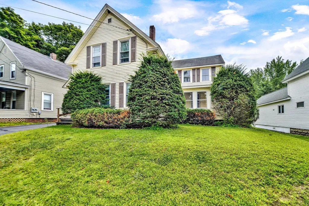 2058 N Belfast Avenue Augusta ME 04330