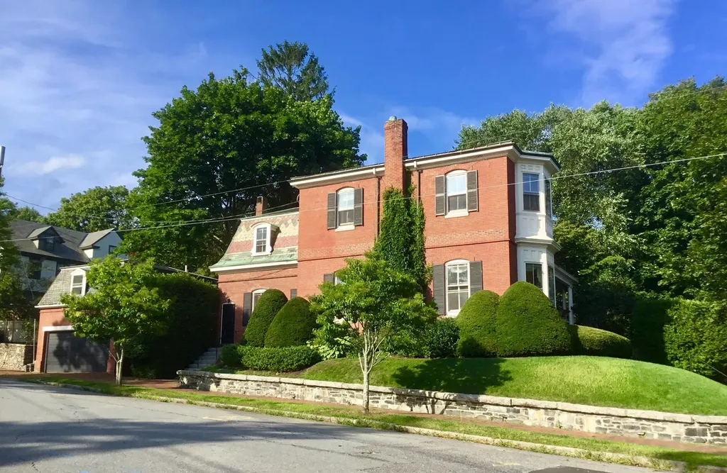 395 Danforth Street Portland ME 04102