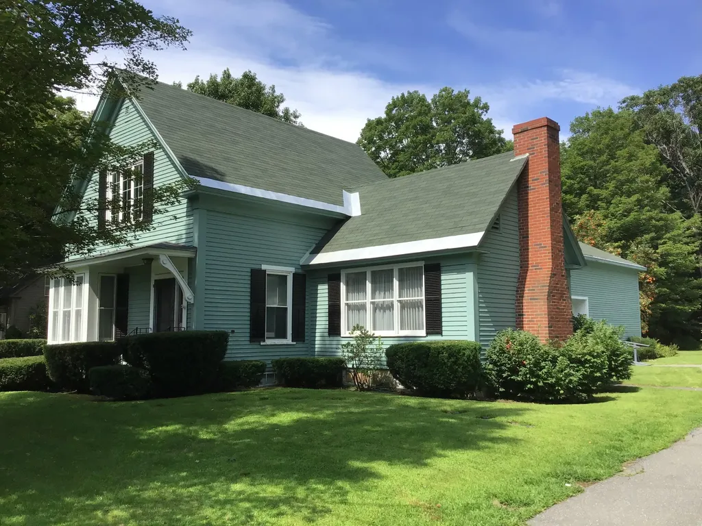 26 Waterville Road Norridgewock ME 04957