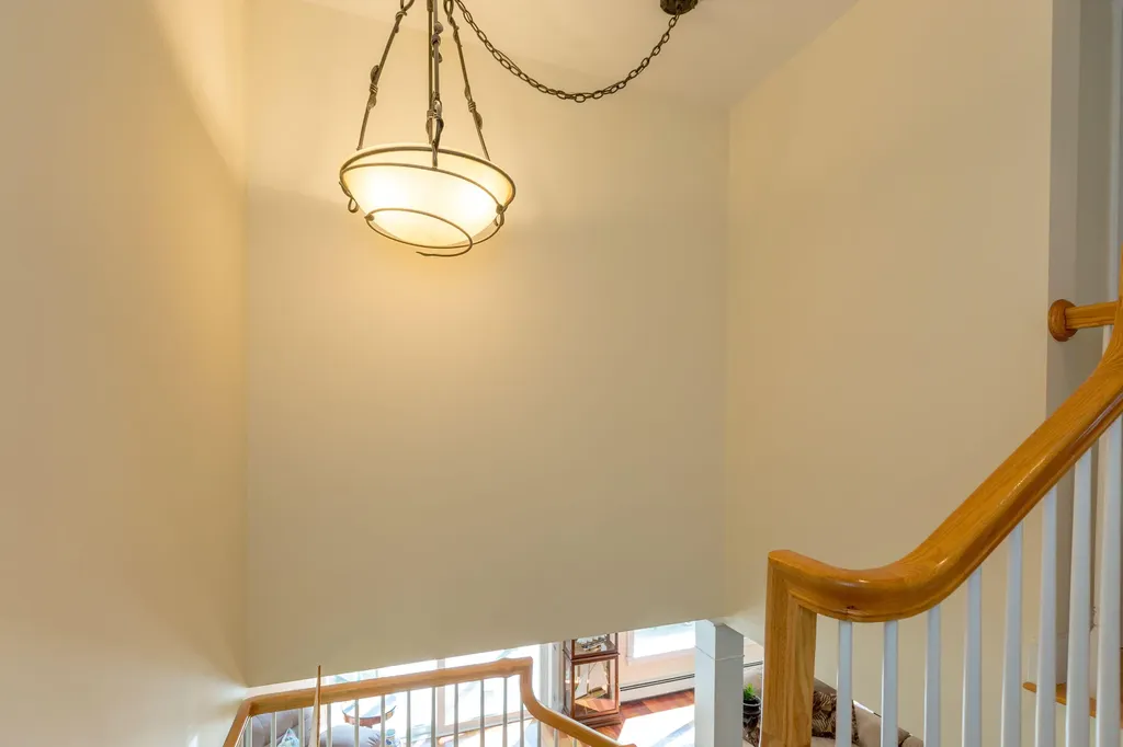 5 Hillside Place Boothbay ME 04537