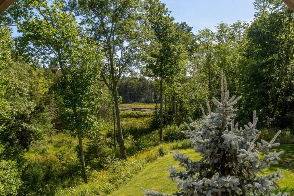 5 Hillside Place Boothbay ME 04537