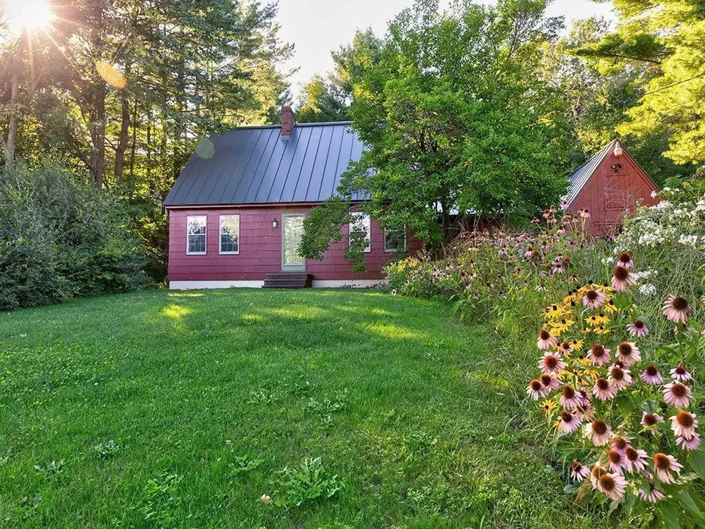 16 Ridge Road Waterville ME 04901
