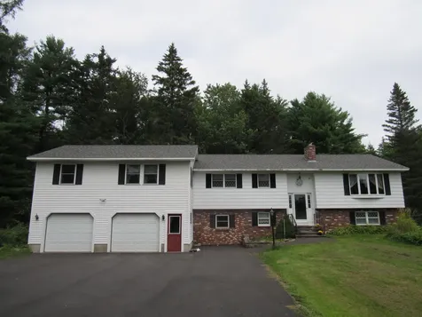 937 Orono Road Glenburn ME 04401