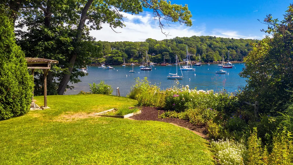 55 Sea Street Rockport ME 04856