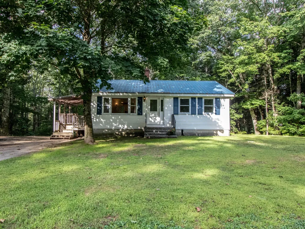 725 Limerick Road Arundel ME 04046
