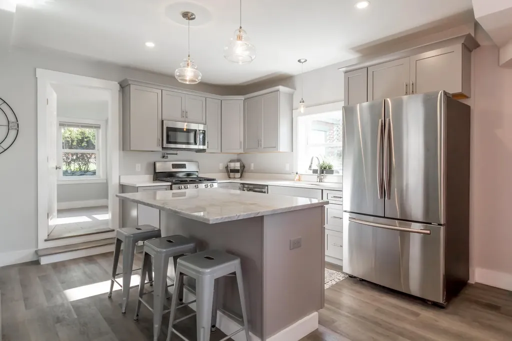 11 Hammond Street Portland ME 04101