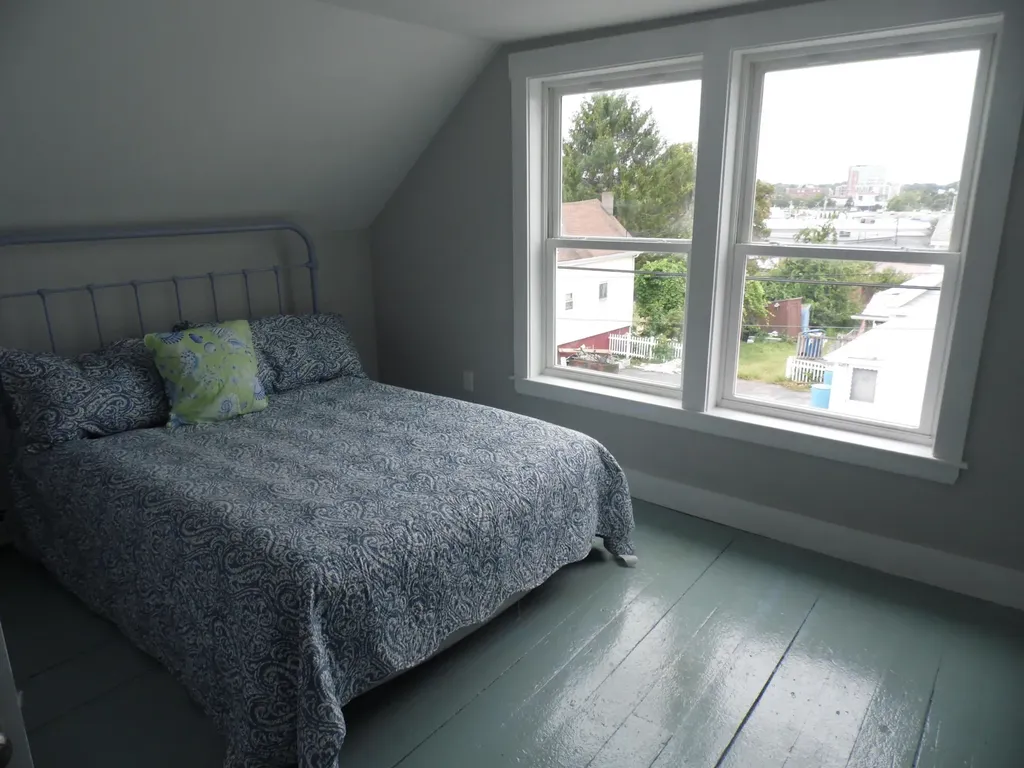 11 Hammond Street Portland ME 04101