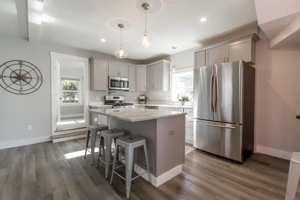 11 Hammond Street Portland ME 04101