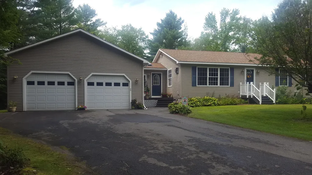 12 Russell Drive Sidney ME 04330