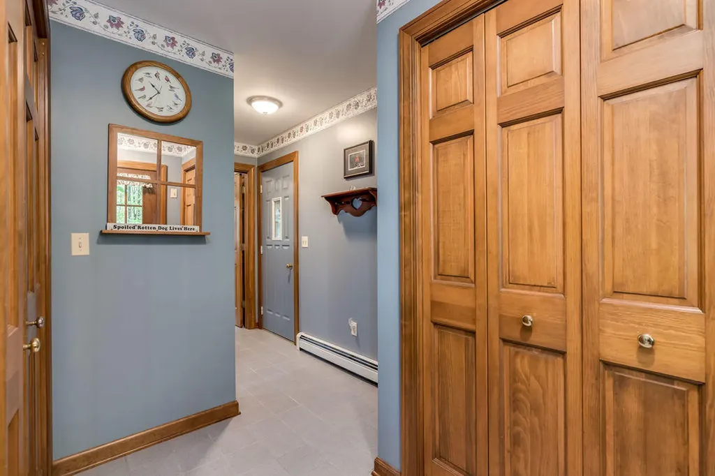 11 Cardinal Lane Windham ME 04062