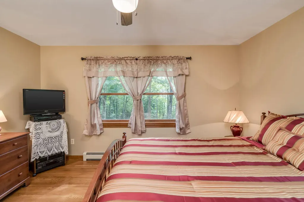 11 Cardinal Lane Windham ME 04062